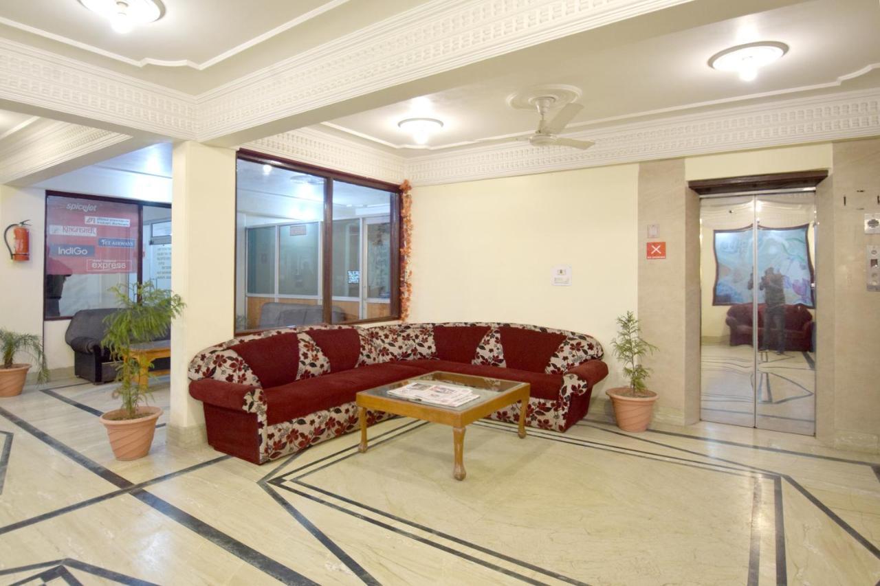 Oyo 4694 Plaza 3* Srinagar (Jammu and Kashmir)