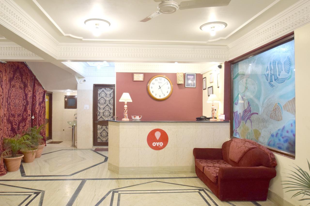 Oyo 4694 Plaza Hotel 3*