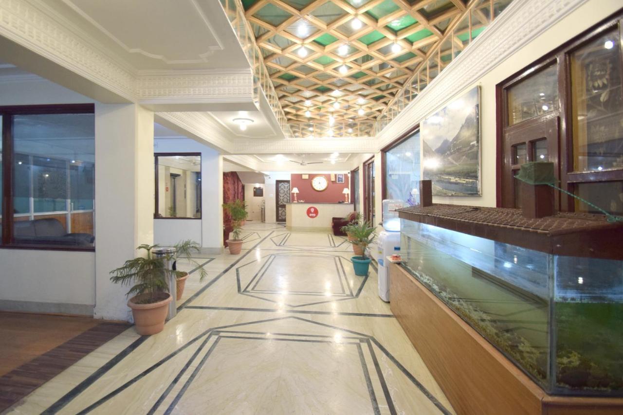 Oyo 4694 Plaza Hotel Srinagar (Jammu and Kashmir)