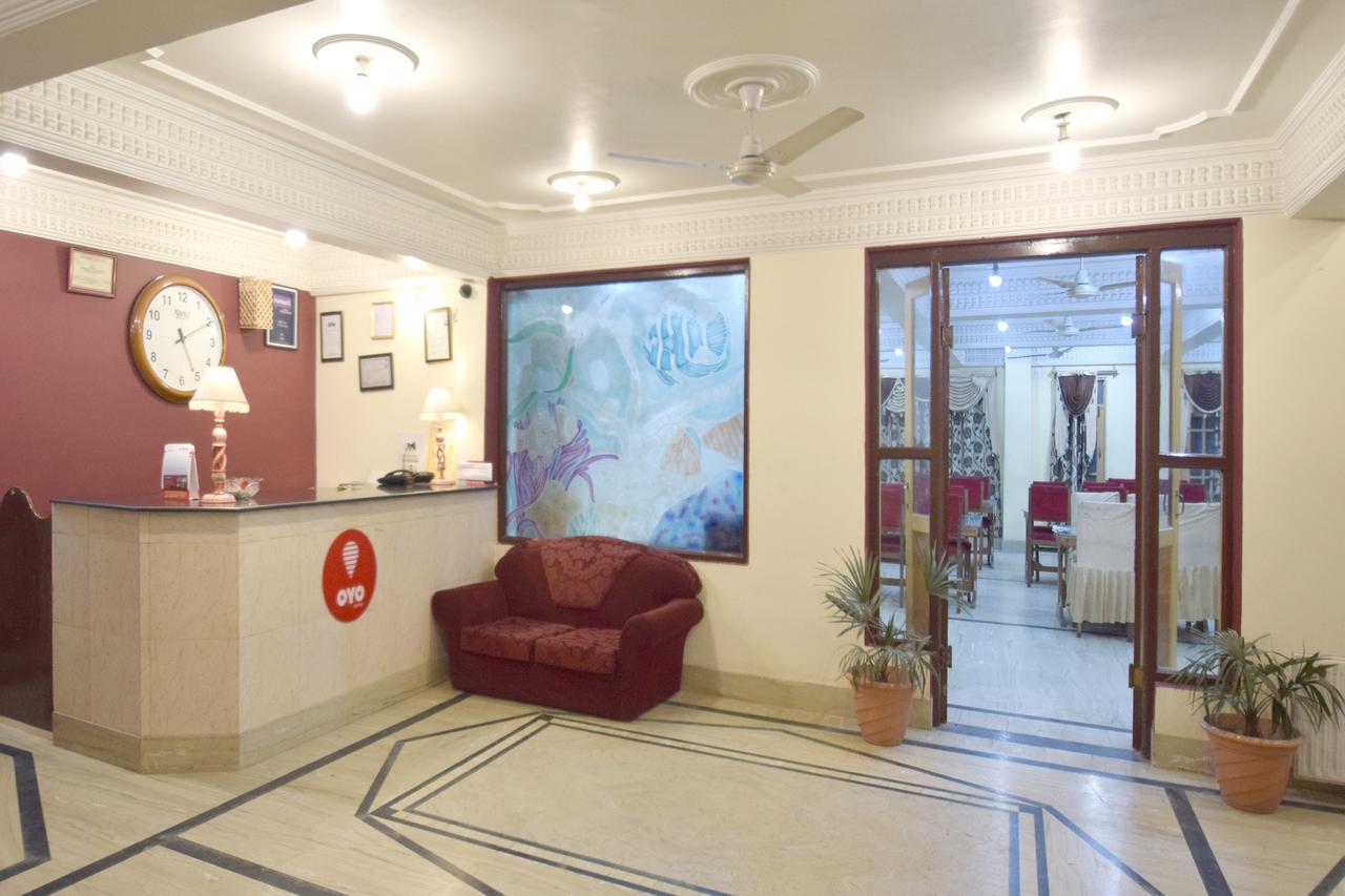 Oyo 4694 Plaza