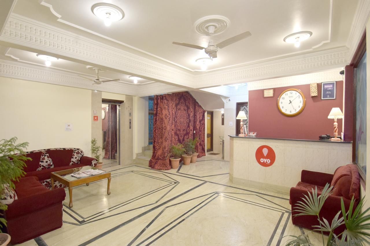 Oyo 4694 Plaza