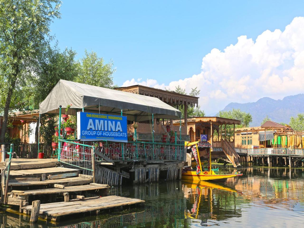 Hotel Houseboat Amina Group