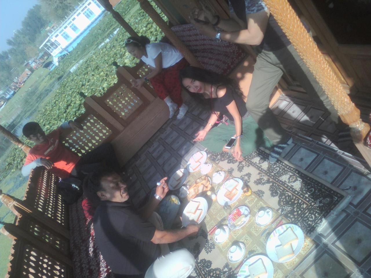 House Boat-pana Four In Kashmir Srinagar (Jammu and Kashmir)