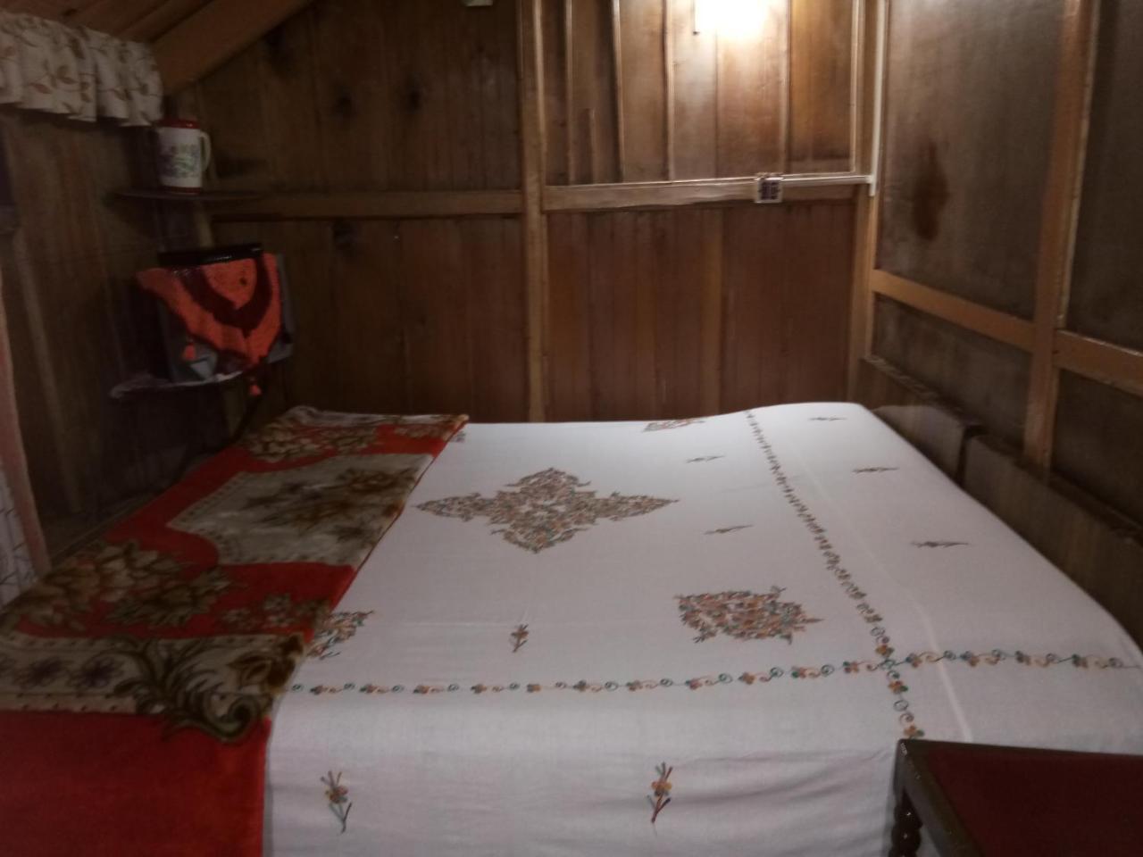 Homestay Matchless Houseboats