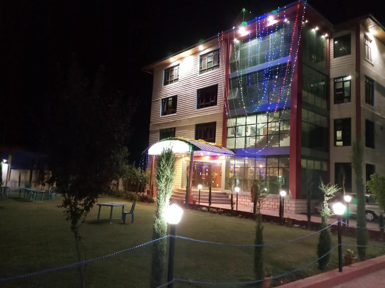 Triden Kashmir Srinagar (Jammu and Kashmir)