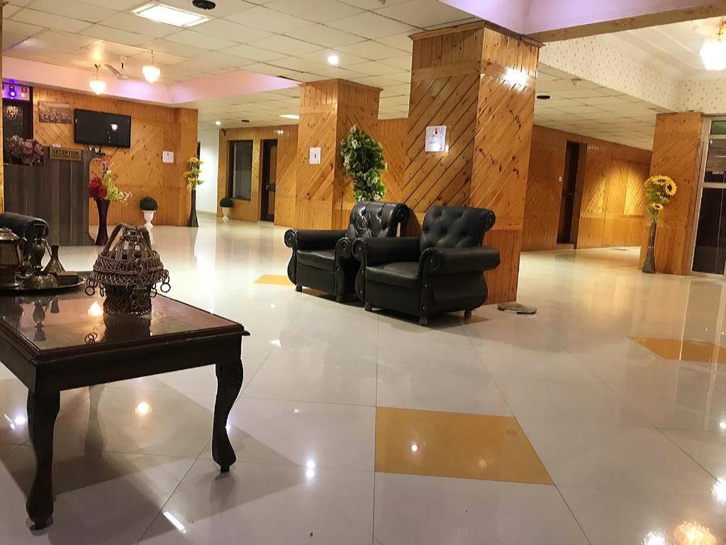 Hotel Triden Kashmir Srinagar (Jammu and Kashmir)
