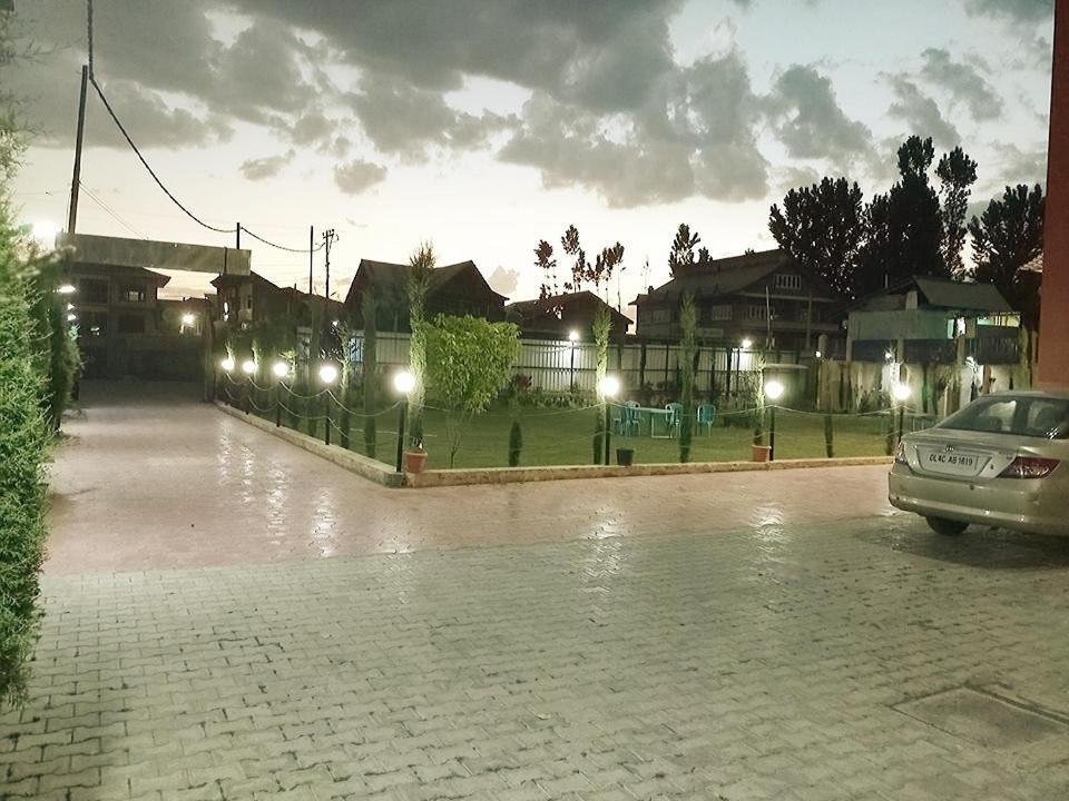 Hotel Triden Kashmir 3*
