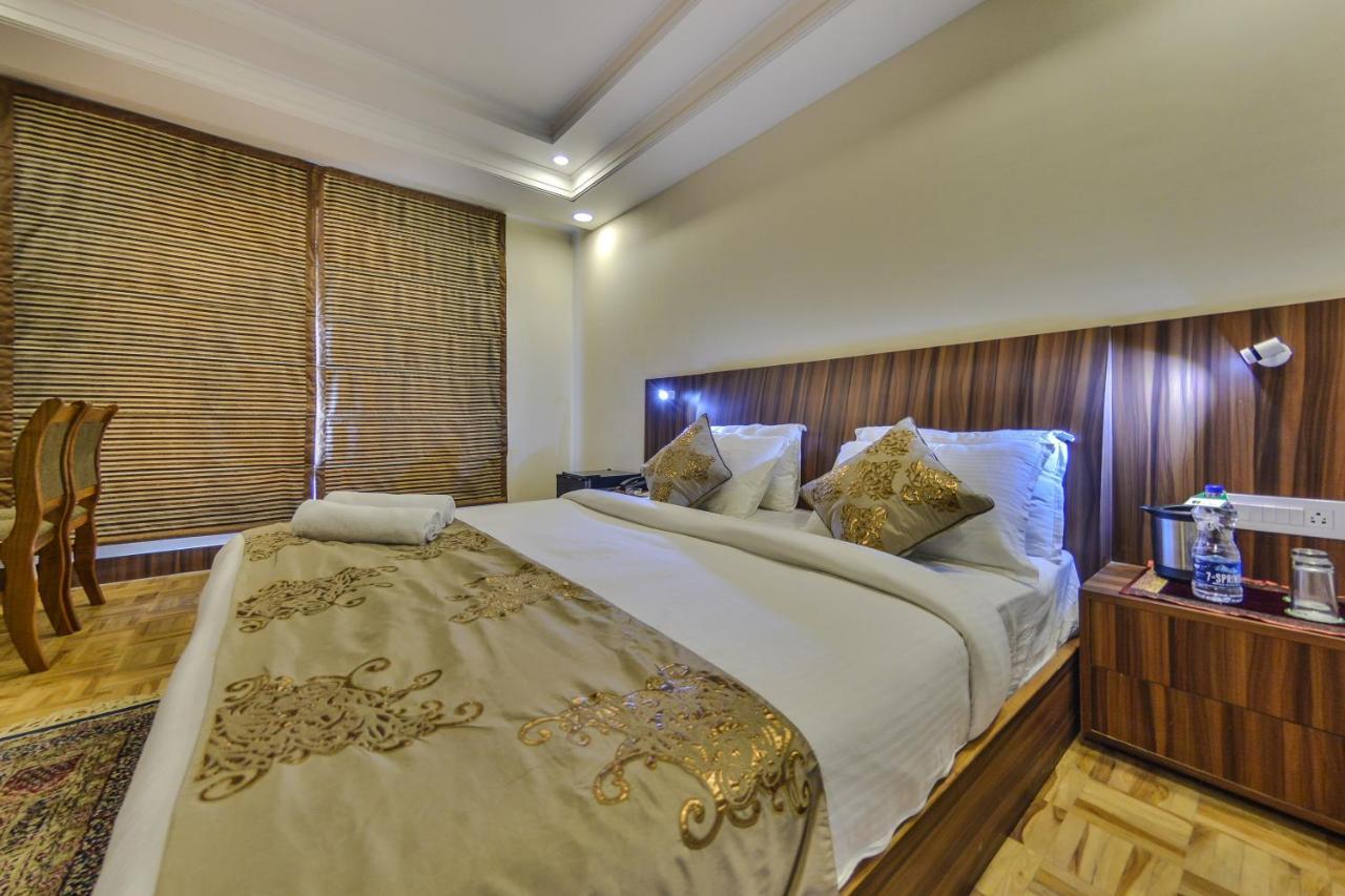 Hotel Rizk Srinagar (Jammu and Kashmir)