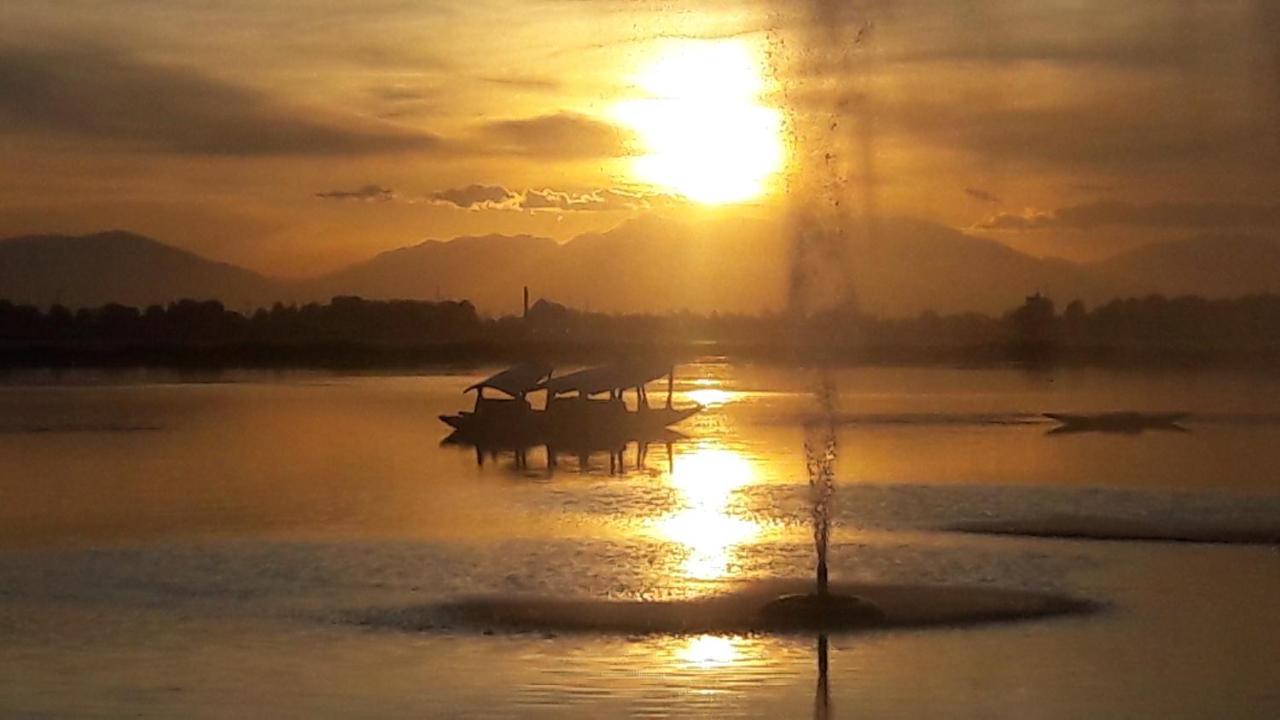Goona Palace Houseboats Botel Srinagar (Jammu and Kashmir)