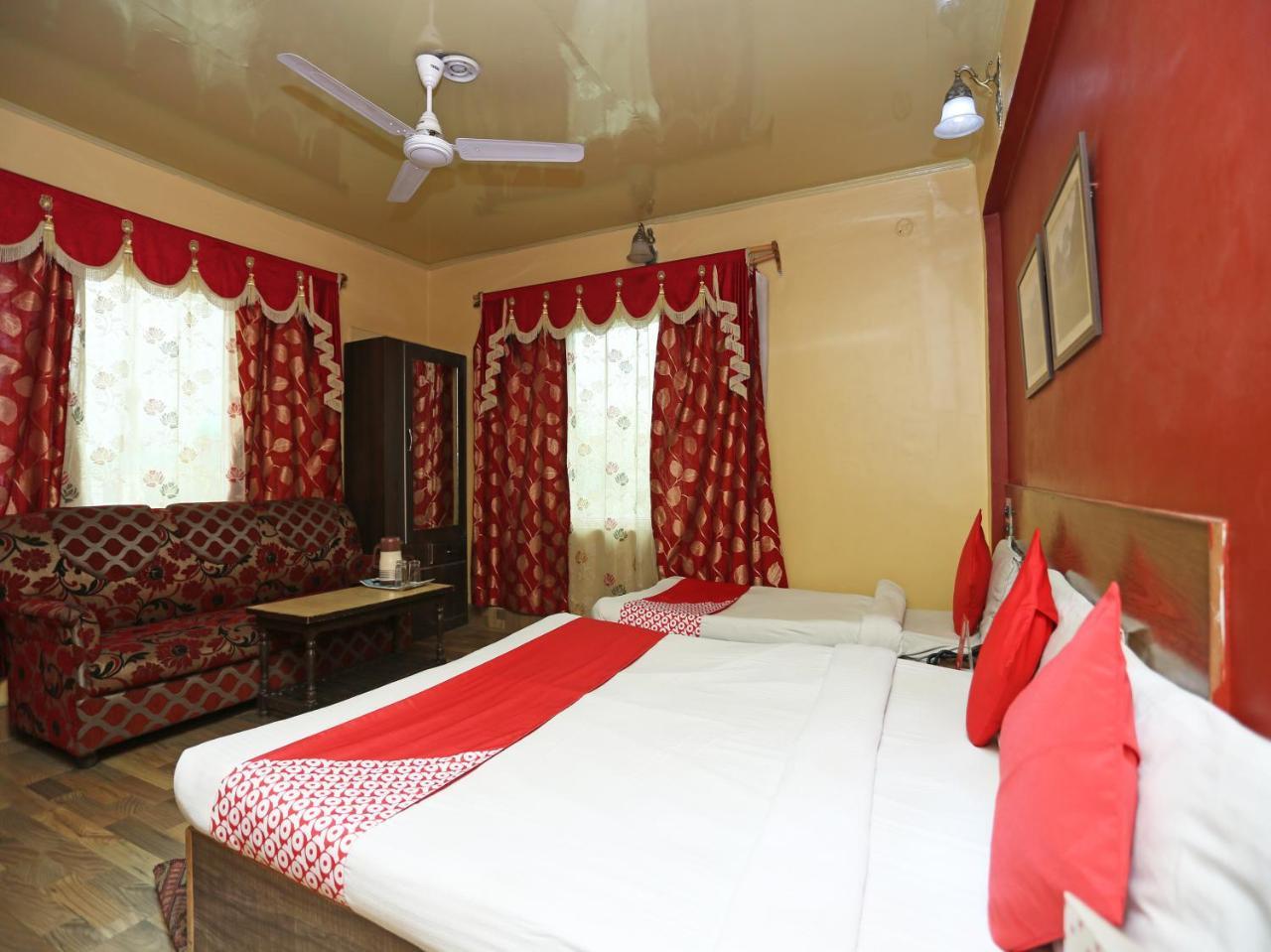 Oyo 4529 Star Of Kashmir 3* Srinagar (Jammu and Kashmir)