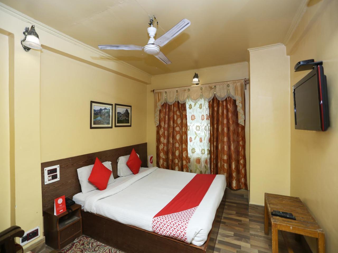 Oyo 4529 Star Of Kashmir Bed & Breakfast 3*