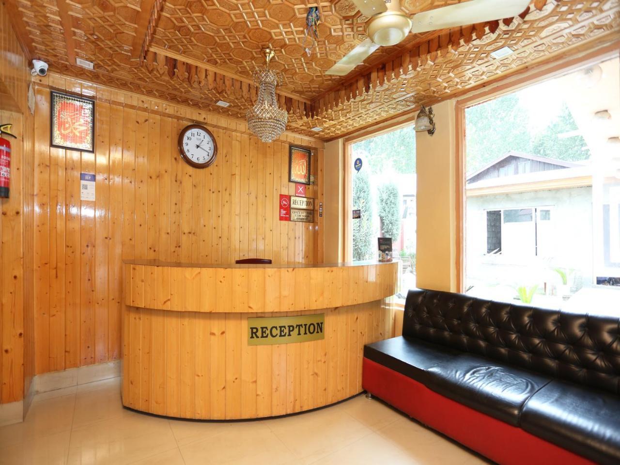 Oyo 4529 Star Of Kashmir Bed & Breakfast Srinagar (Jammu and Kashmir)