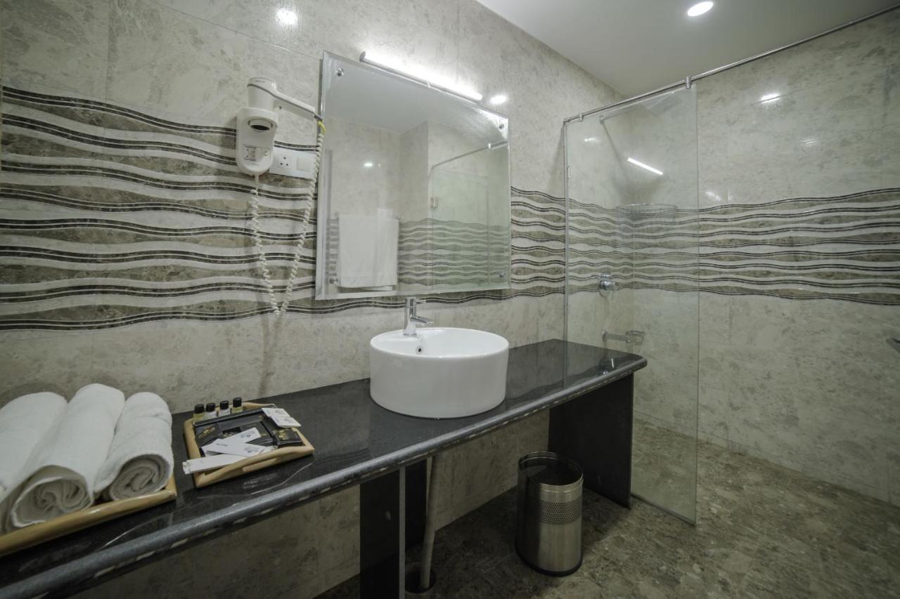 Royal Comfort Regency
