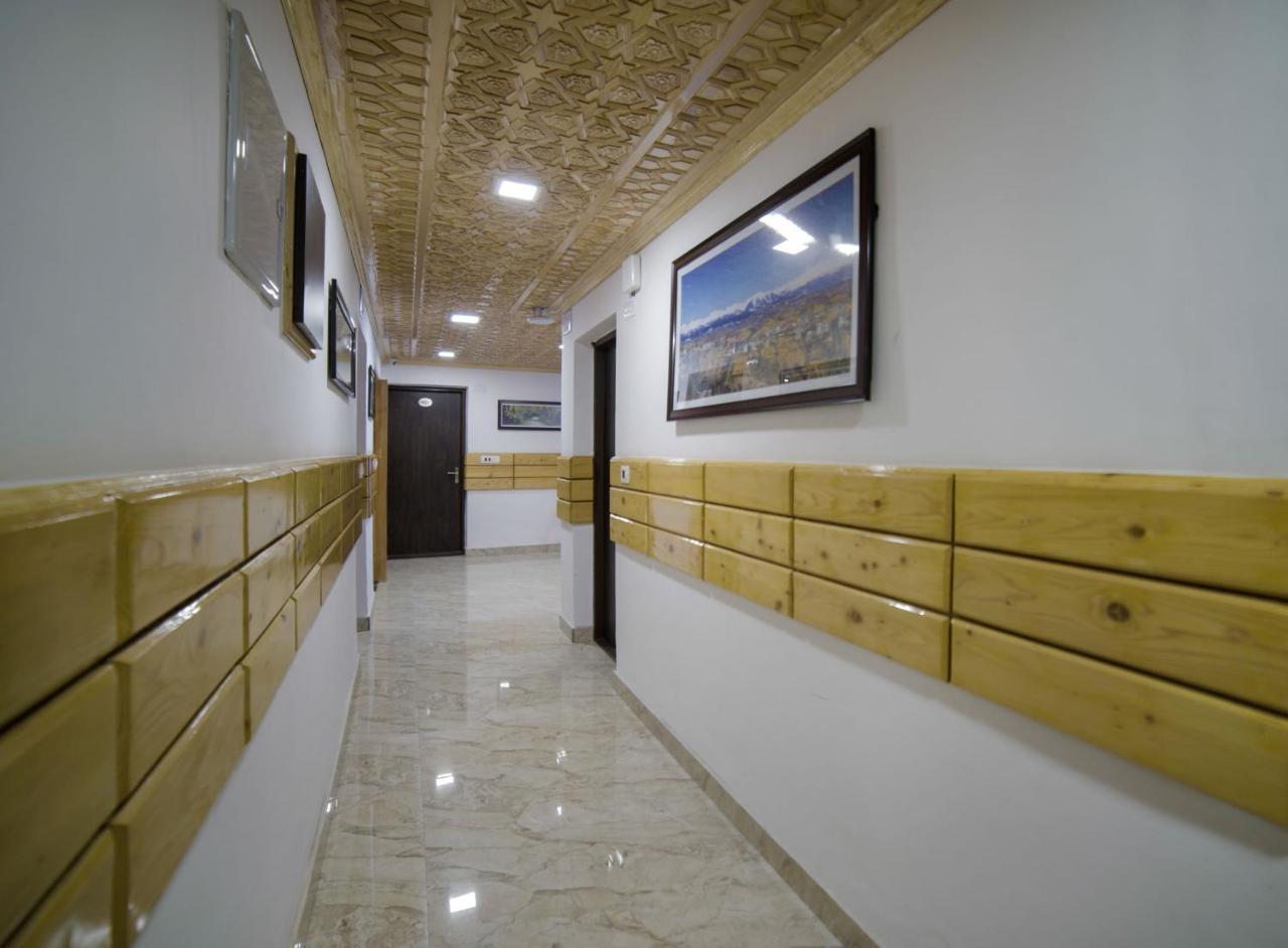 Royal Comfort Regency 3* Srinagar (Jammu and Kashmir)