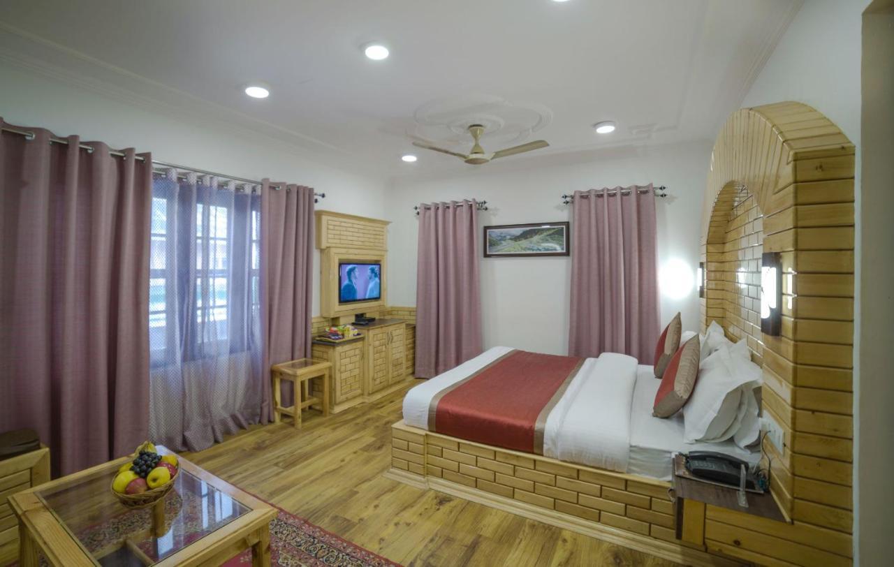 Royal Comfort Regency 3* Srinagar (Jammu and Kashmir)
