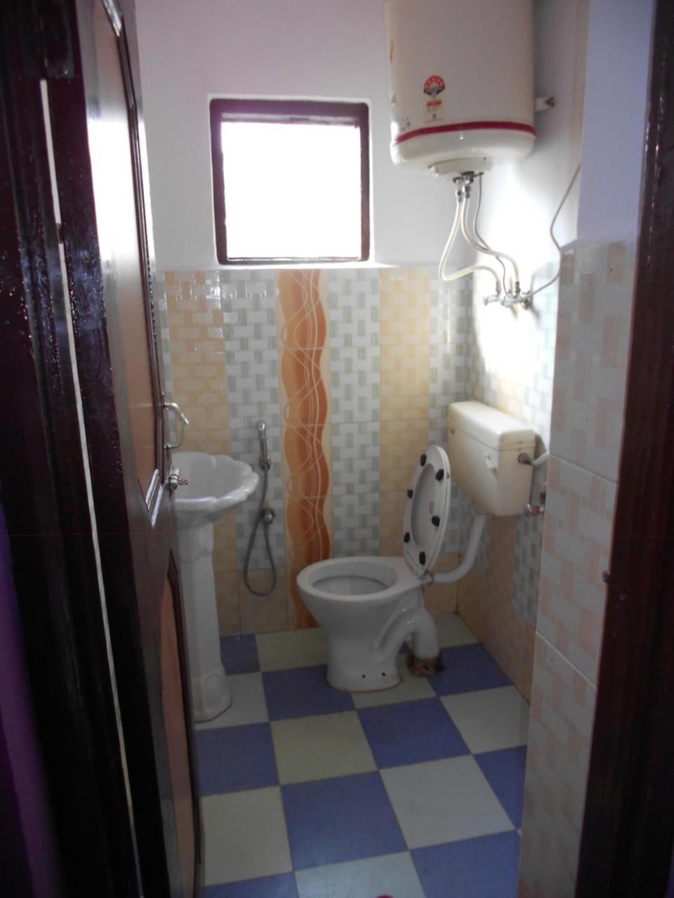 Alamdar Guest house Srinagar (Jammu and Kashmir)