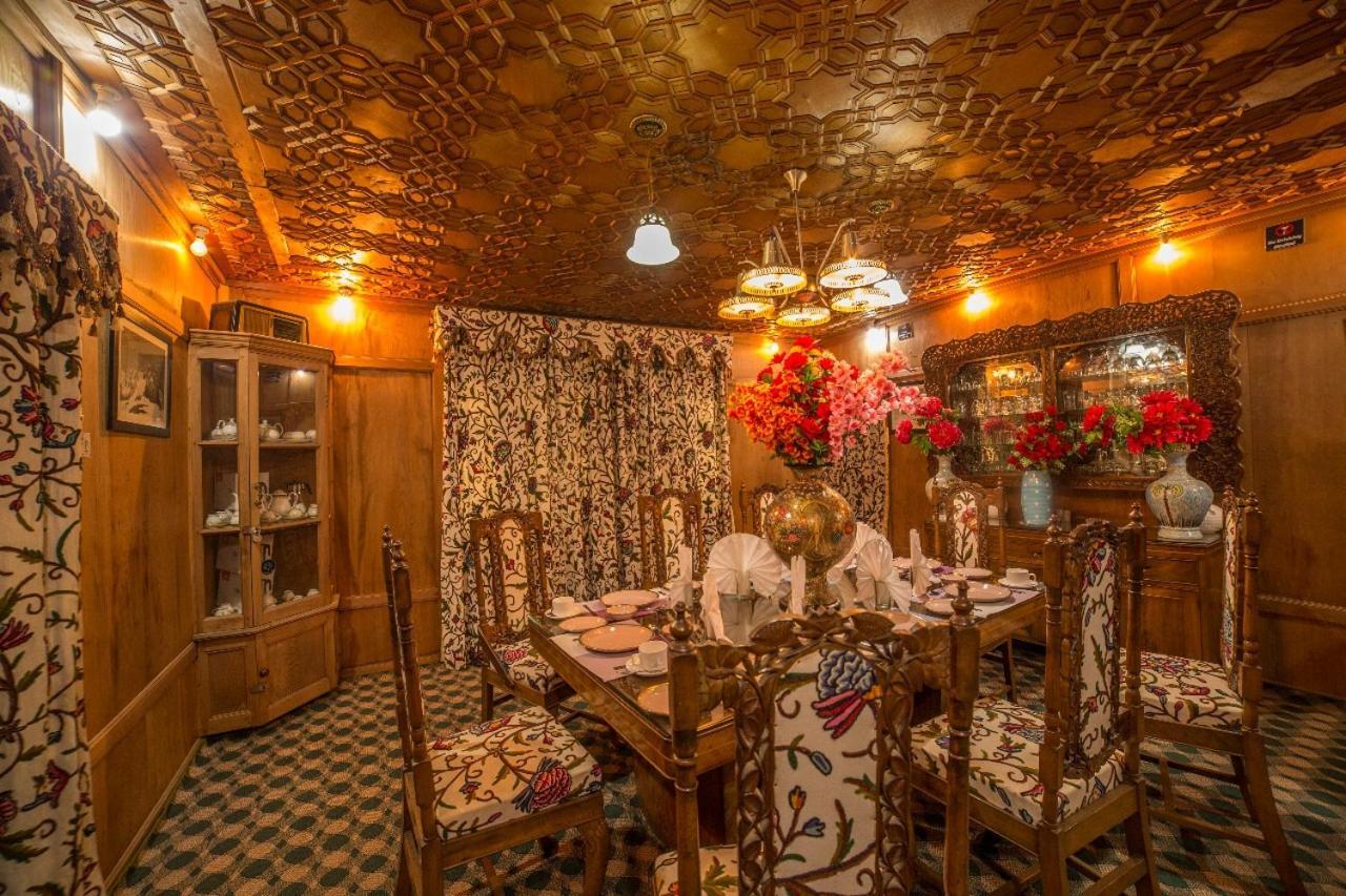Swan Heritage Houseboats Hotel Srinagar (Jammu and Kashmir)