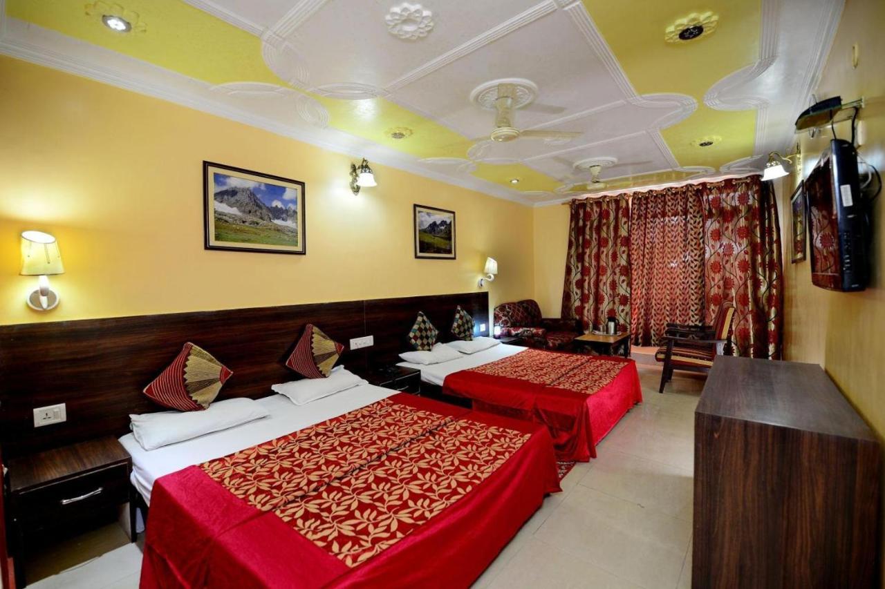 Bed & Breakfast Oyo 4529 Star Of Kashmir 3*