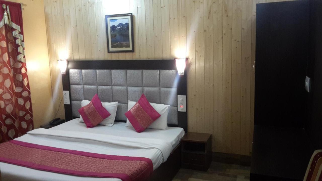 Bed & Breakfast Oyo 4529 Star Of Kashmir