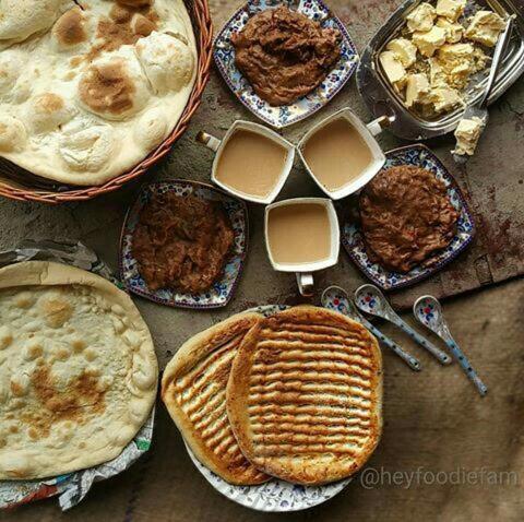 House Boat-pana Four In Kashmir Botel
