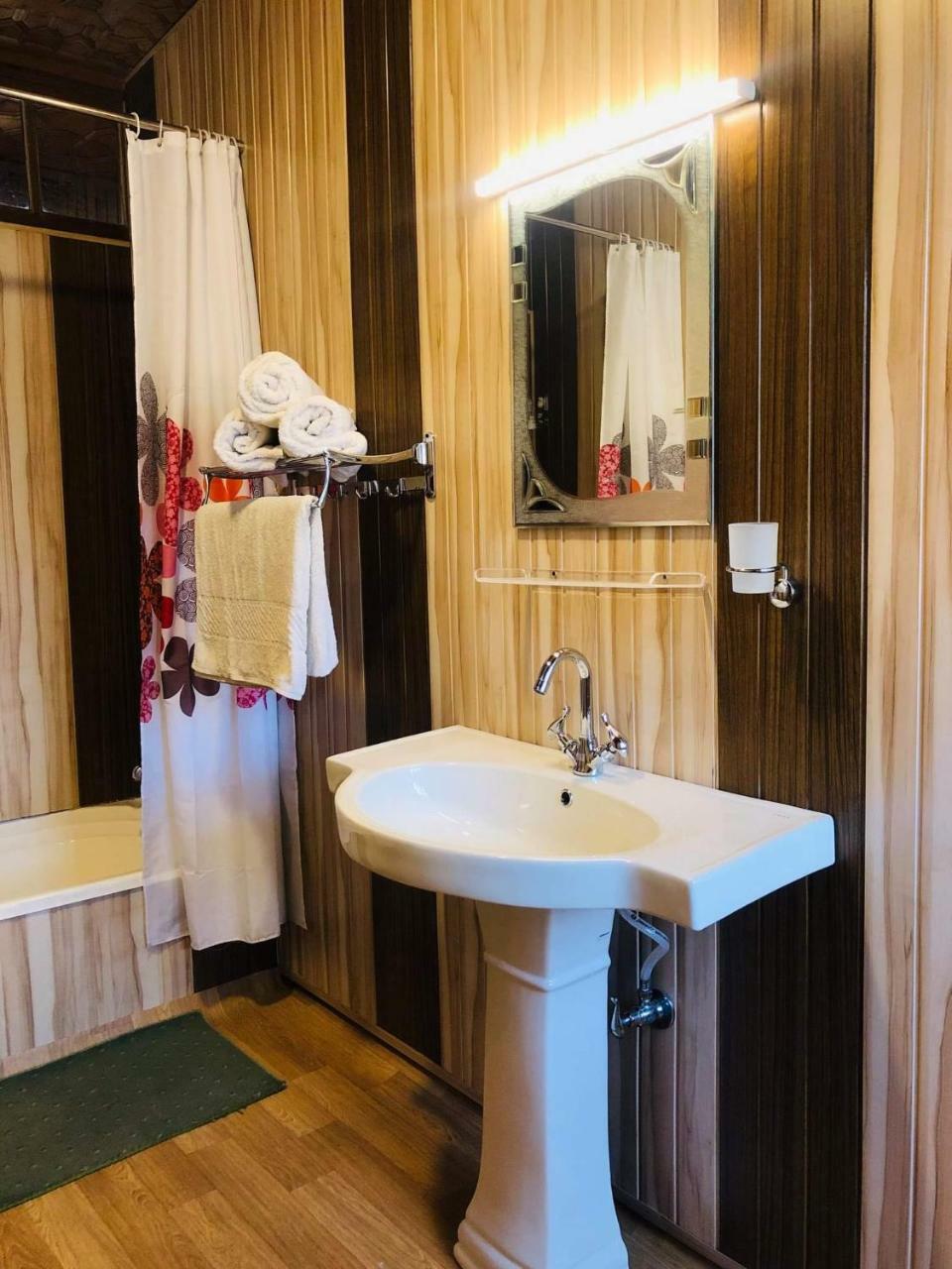 Botel Monarch Group Of Houseboats