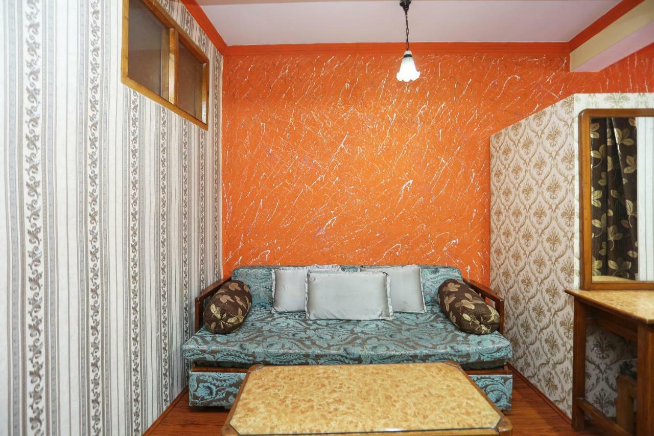 Oyo 24966 Grand & Restaurant 3* Srinagar (Jammu and Kashmir)