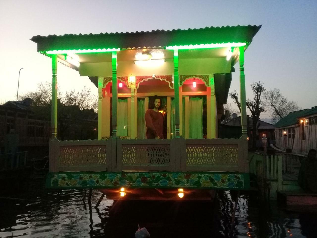 Botel Houseboat Holiday *