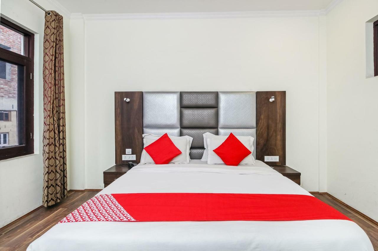 Hotel Capital O 29999 Ambition