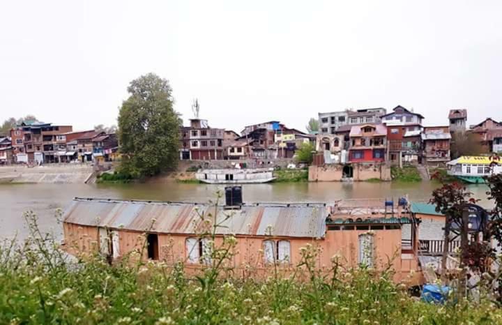 Matchless Houseboats Homestay *