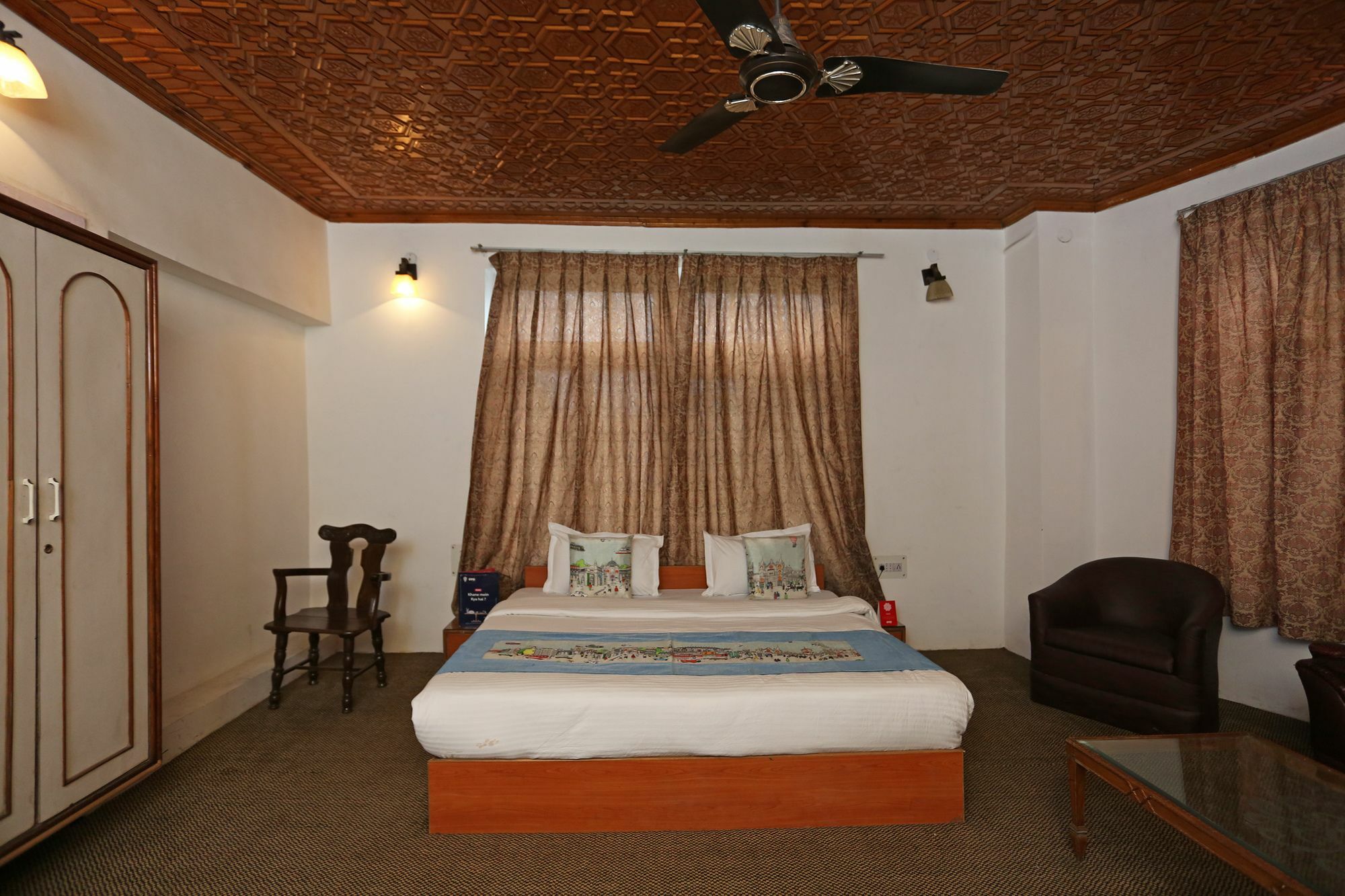Oyo 5735 Ashai Hotel