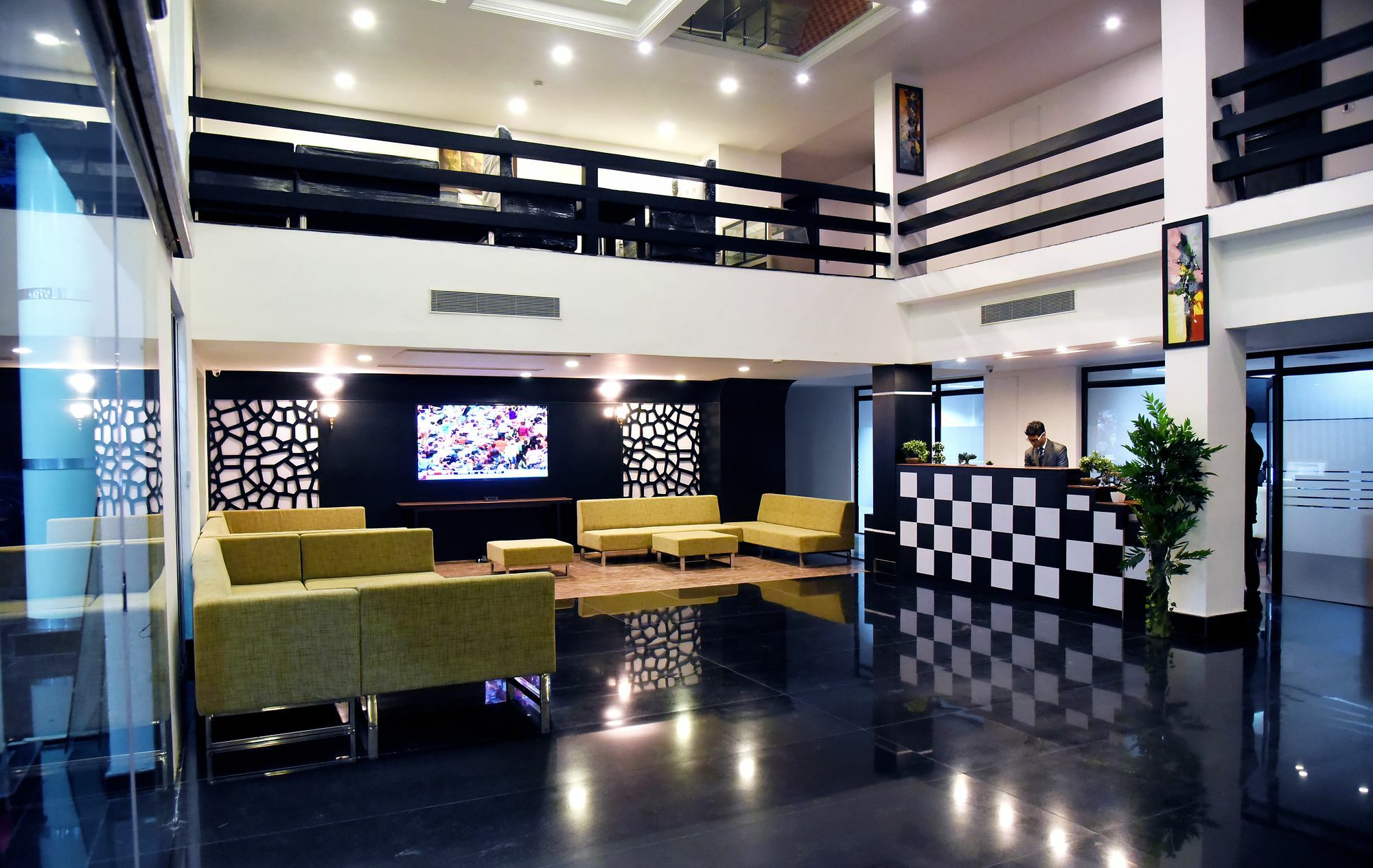 Rose Petal Hotel Srinagar (Jammu and Kashmir)