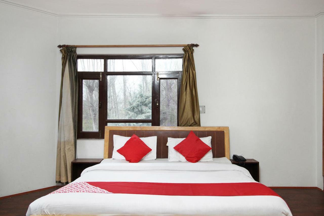 Assad Resorts Guest house Srinagar (Jammu and Kashmir)