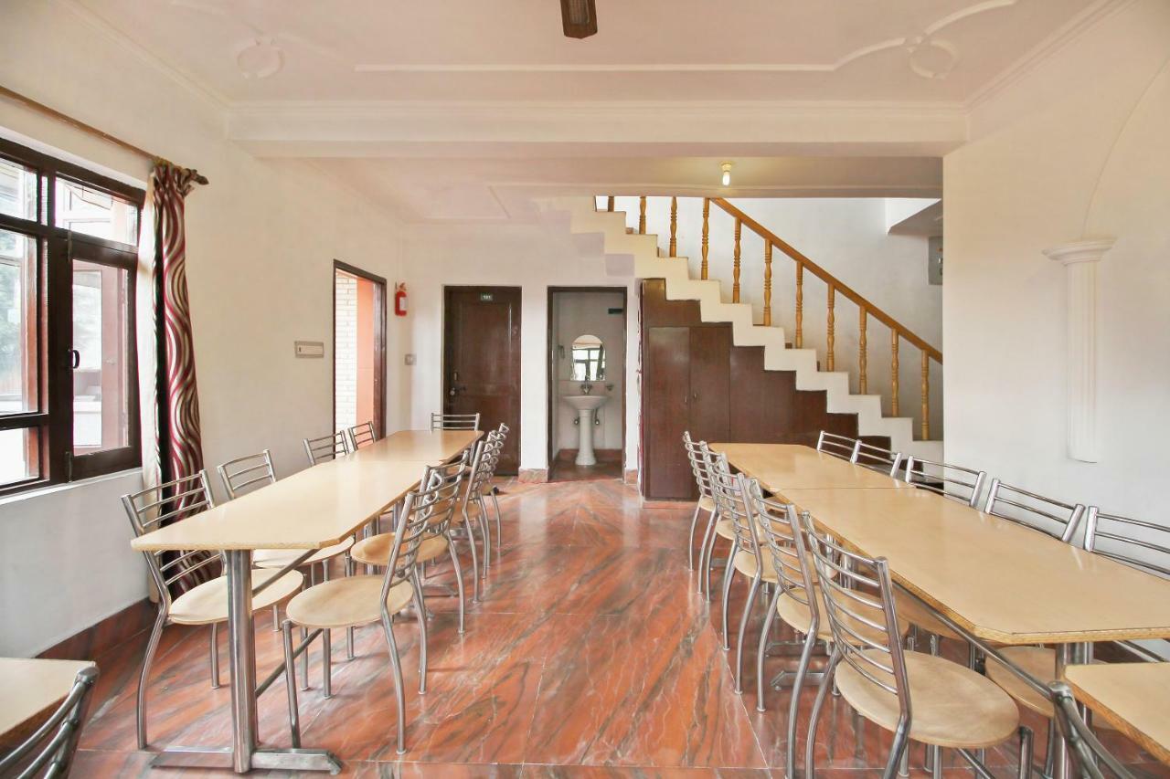 Assad Resorts Guest house Srinagar (Jammu and Kashmir)