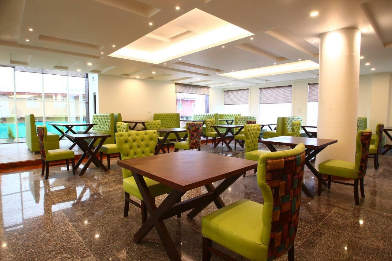 Palette - Golden Tulip Kashmir 3* Srinagar (Jammu and Kashmir)