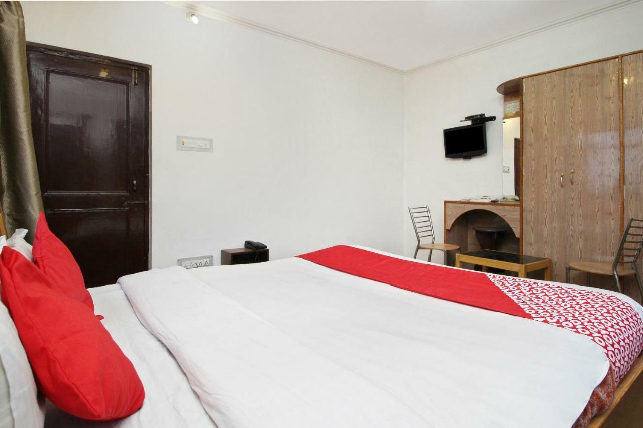 Assad Resorts Guest house Srinagar (Jammu and Kashmir)