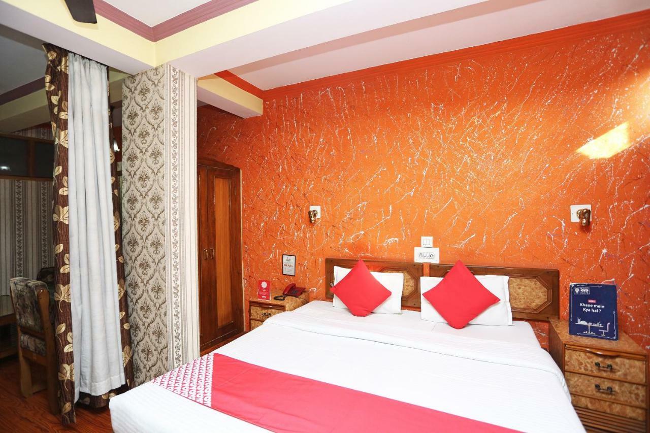 Oyo 24966 Grand & Restaurant Hotel