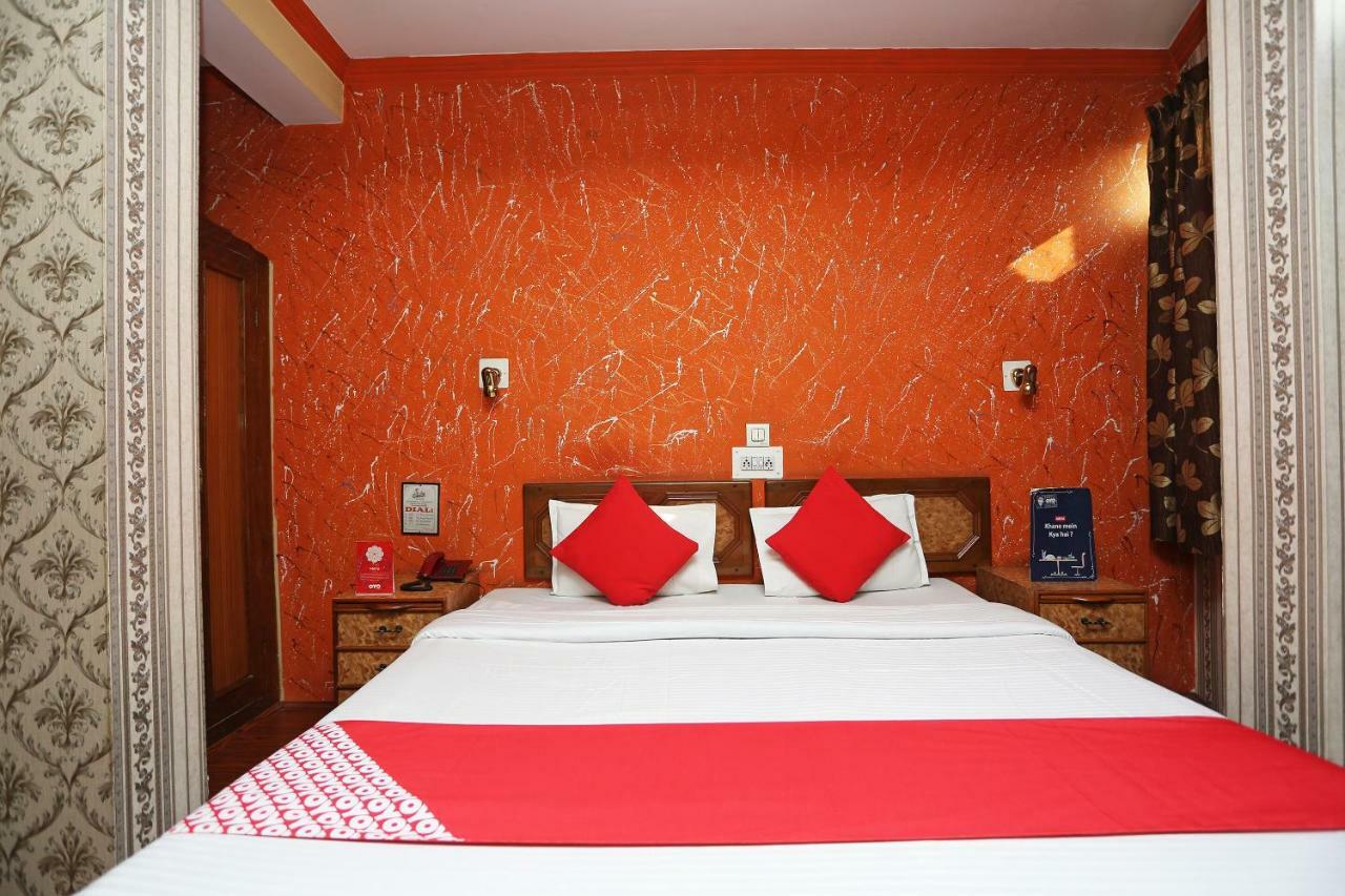 Oyo 24966 Grand & Restaurant 3*