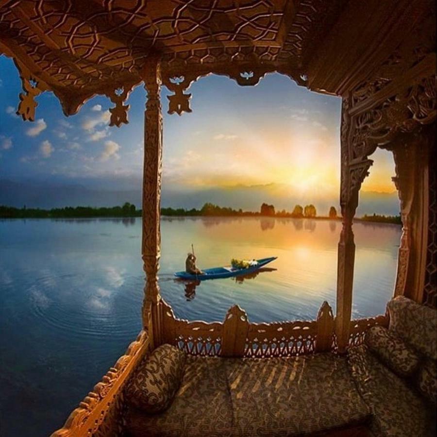 Peacock Houseboats Srinagar (Jammu and Kashmir)