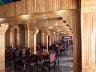 Pamposh Hotel