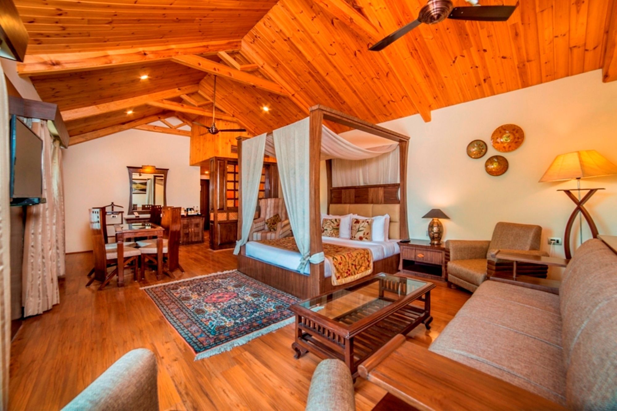Hotel Lemon Tree Srinagar (Jammu and Kashmir)
