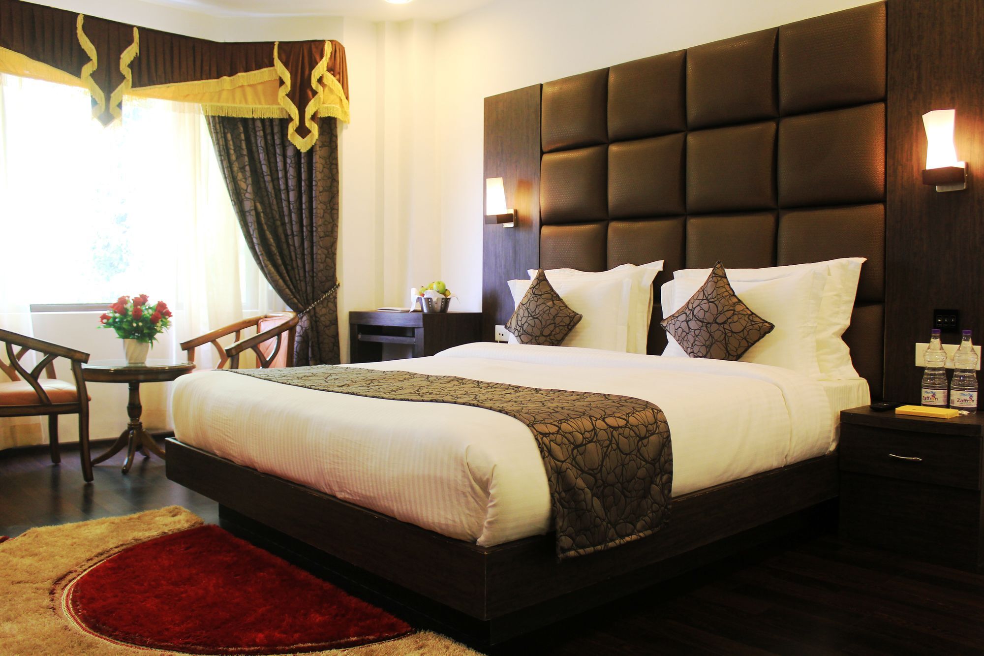 Mannat Hotel