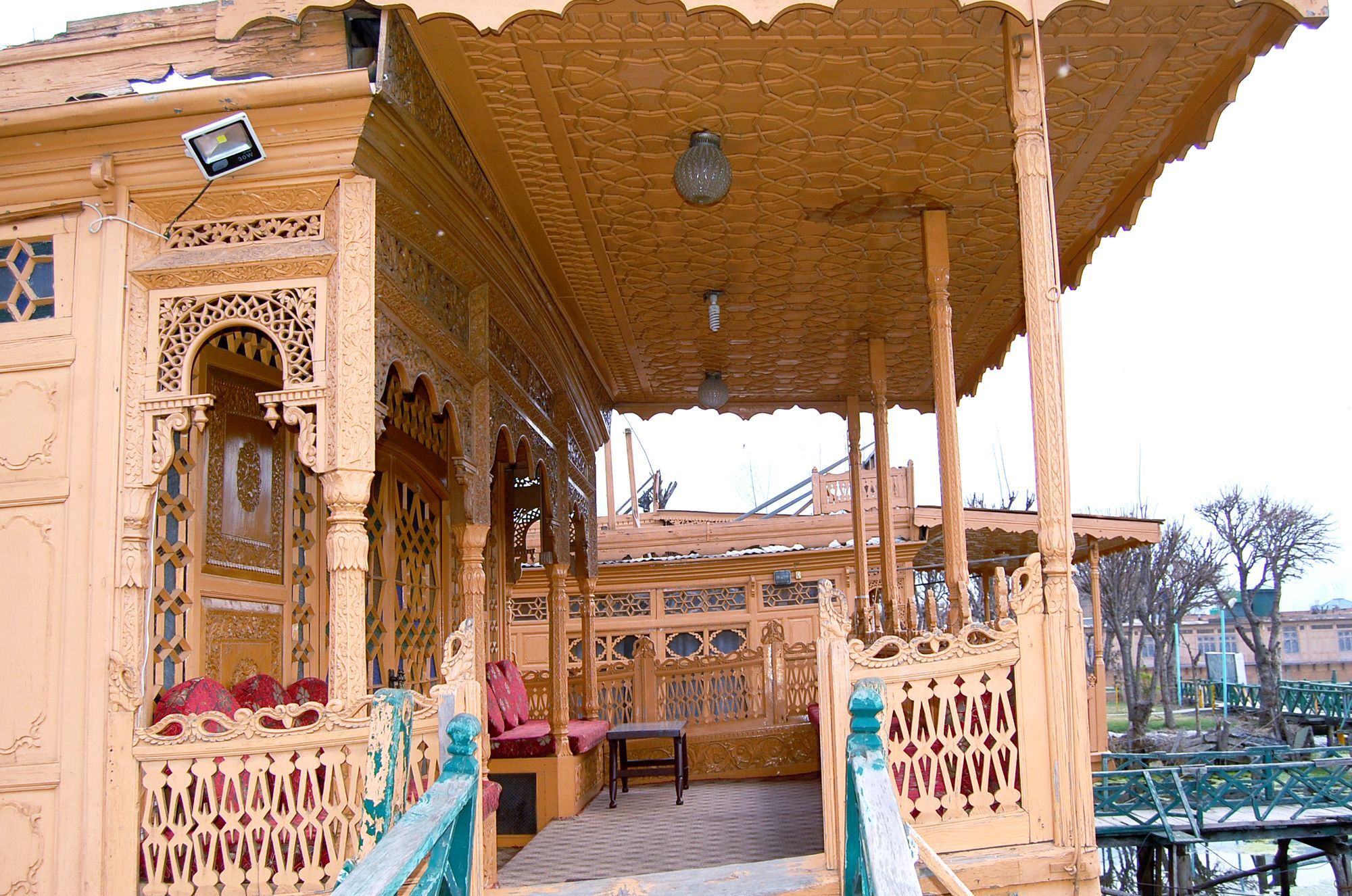 Hotel New Alexandra Houseboats 3*
