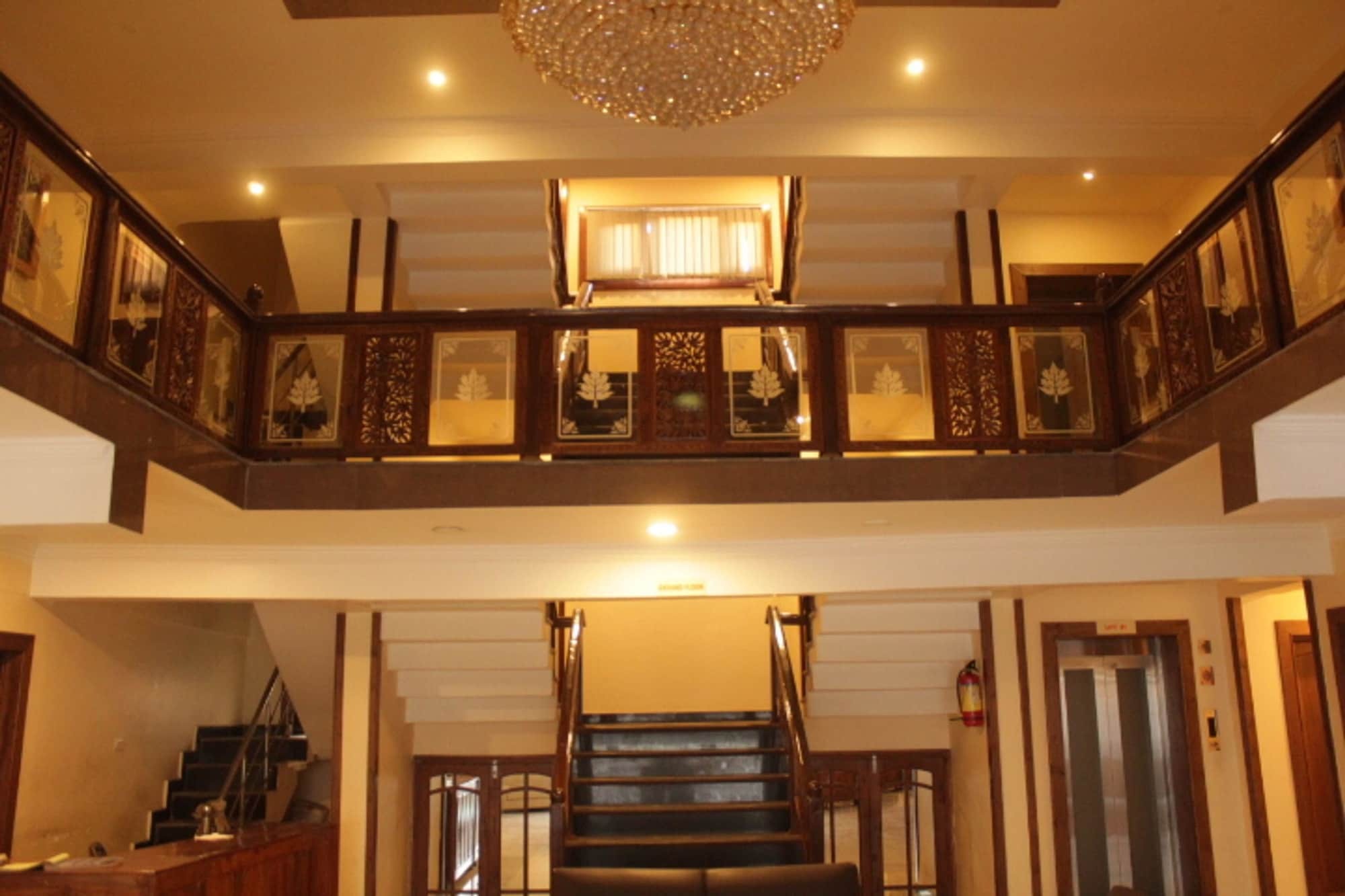 Grand Ms Hotel 3*