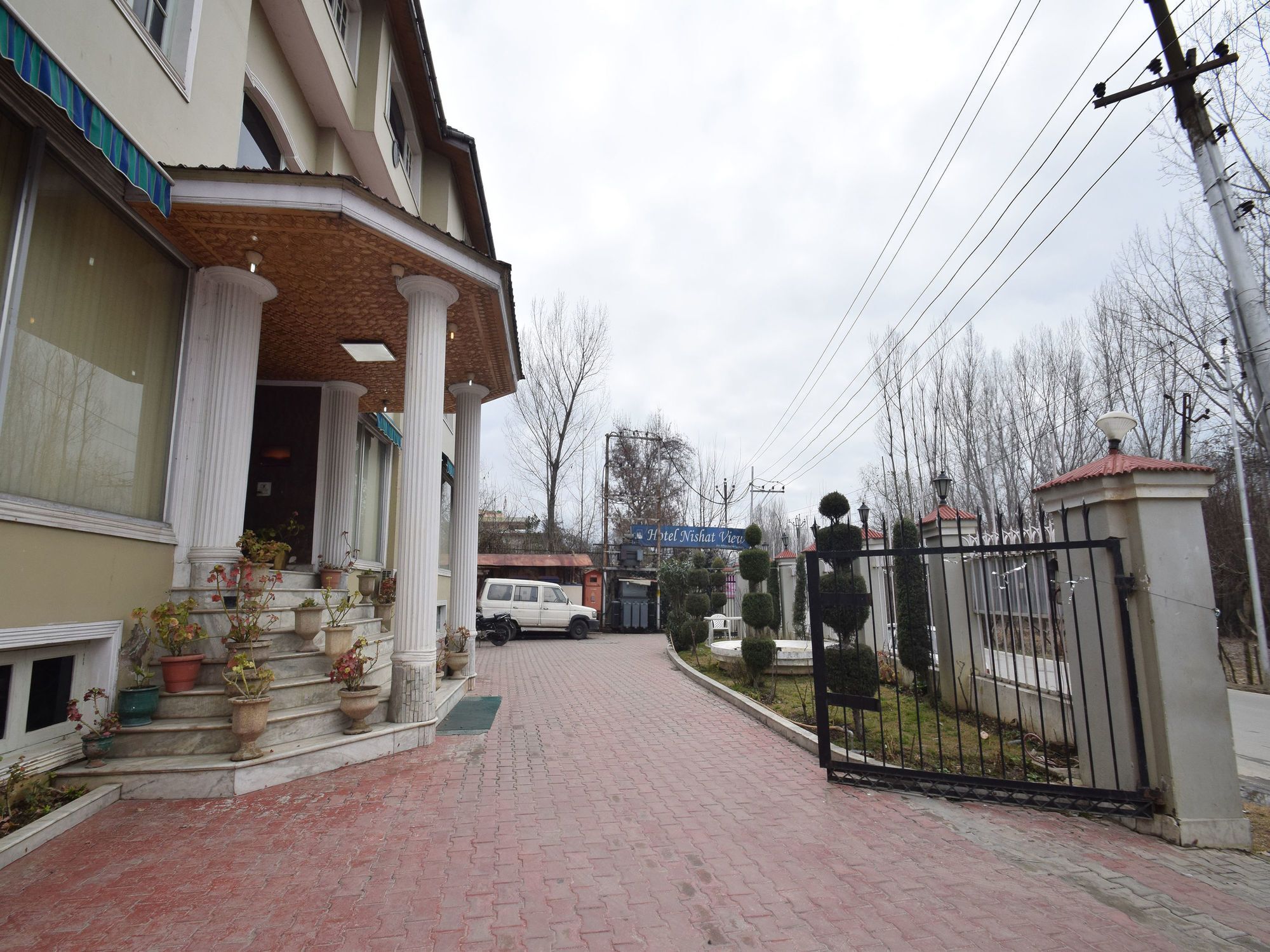 Oyo 4642 Nishat View 3* Srinagar (Jammu and Kashmir)
