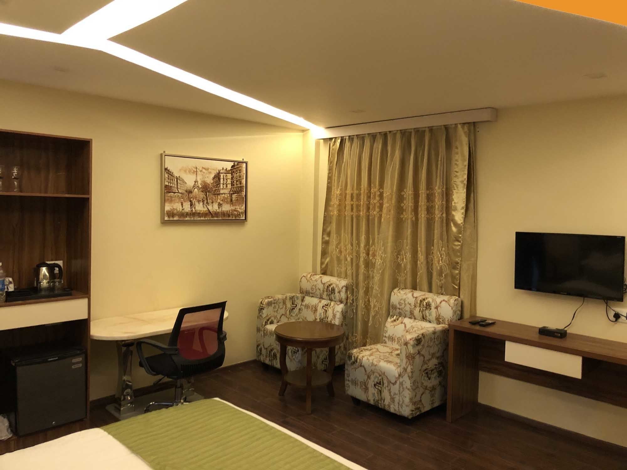 Hotel The Saffron 4*