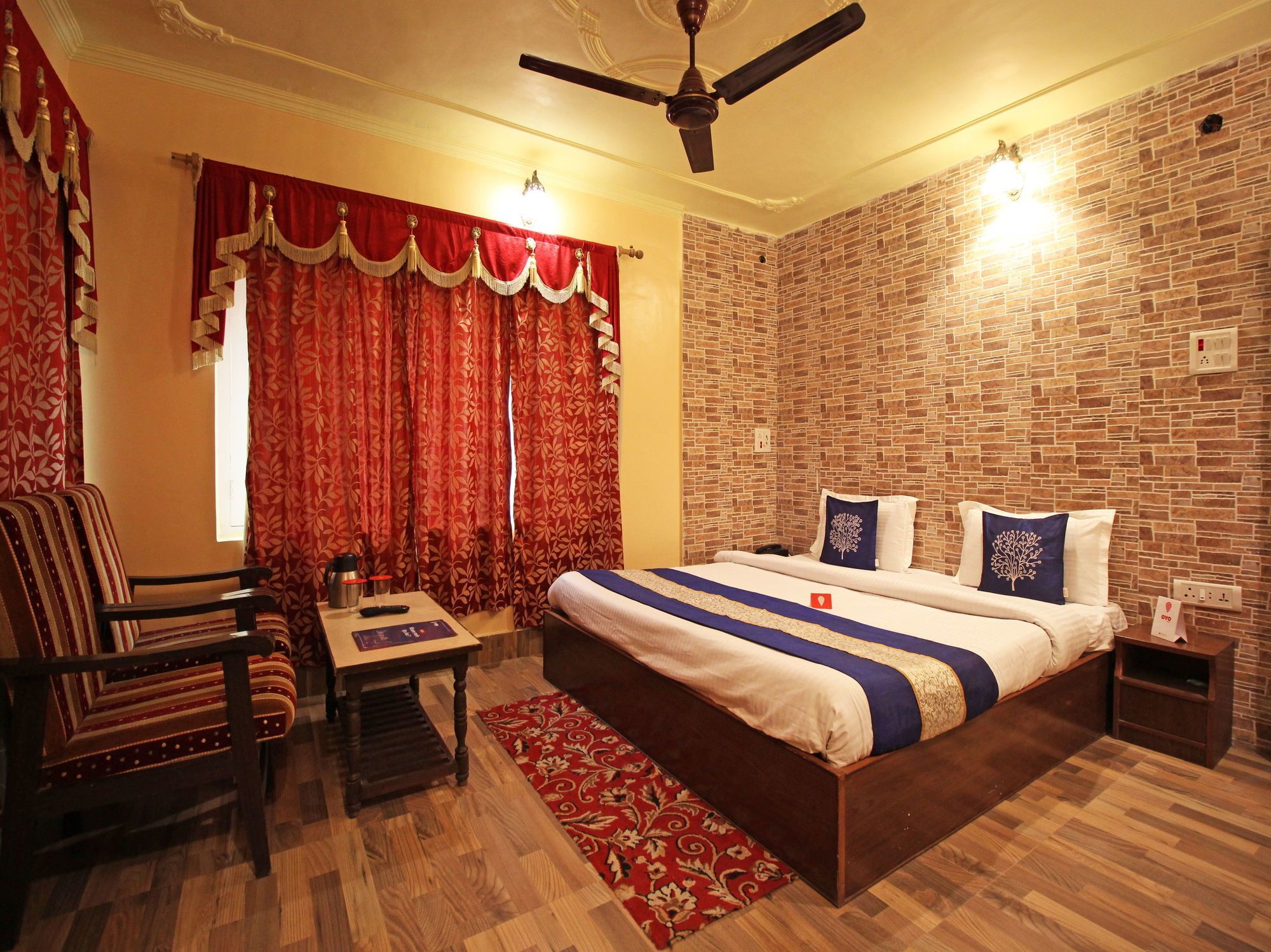 Oyo 4529 Star Of Kashmir Bed & Breakfast