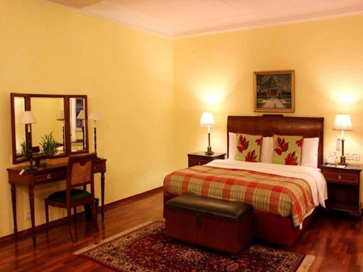 The Lalit Grand Palace Hotel Srinagar (Jammu and Kashmir)