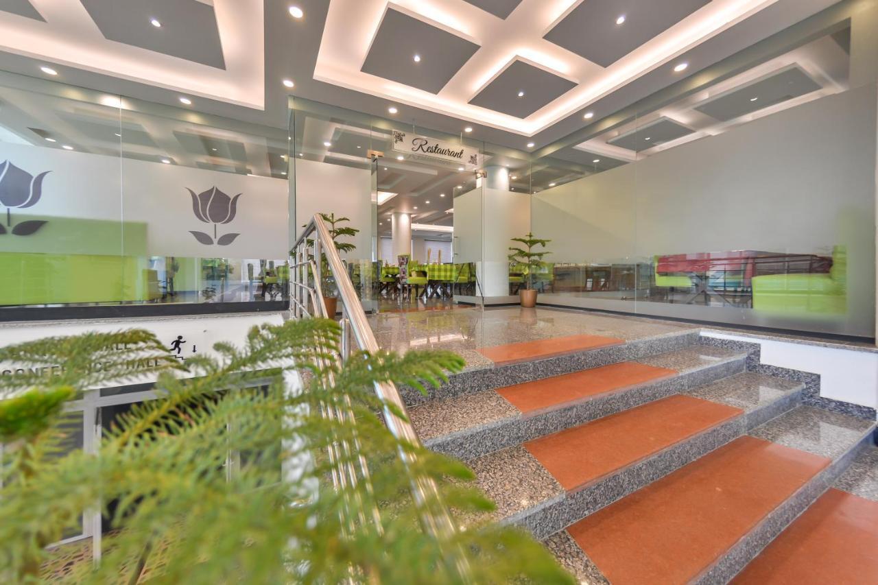 Golden Tulip Kashmir Srinagar (Jammu and Kashmir)