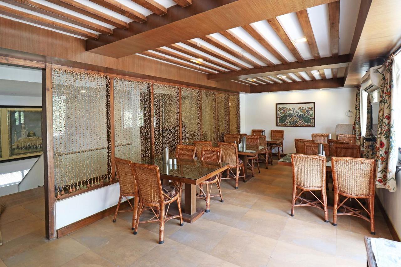 Oyo 19478 Paradise Gateway 3* Srinagar (Jammu and Kashmir)