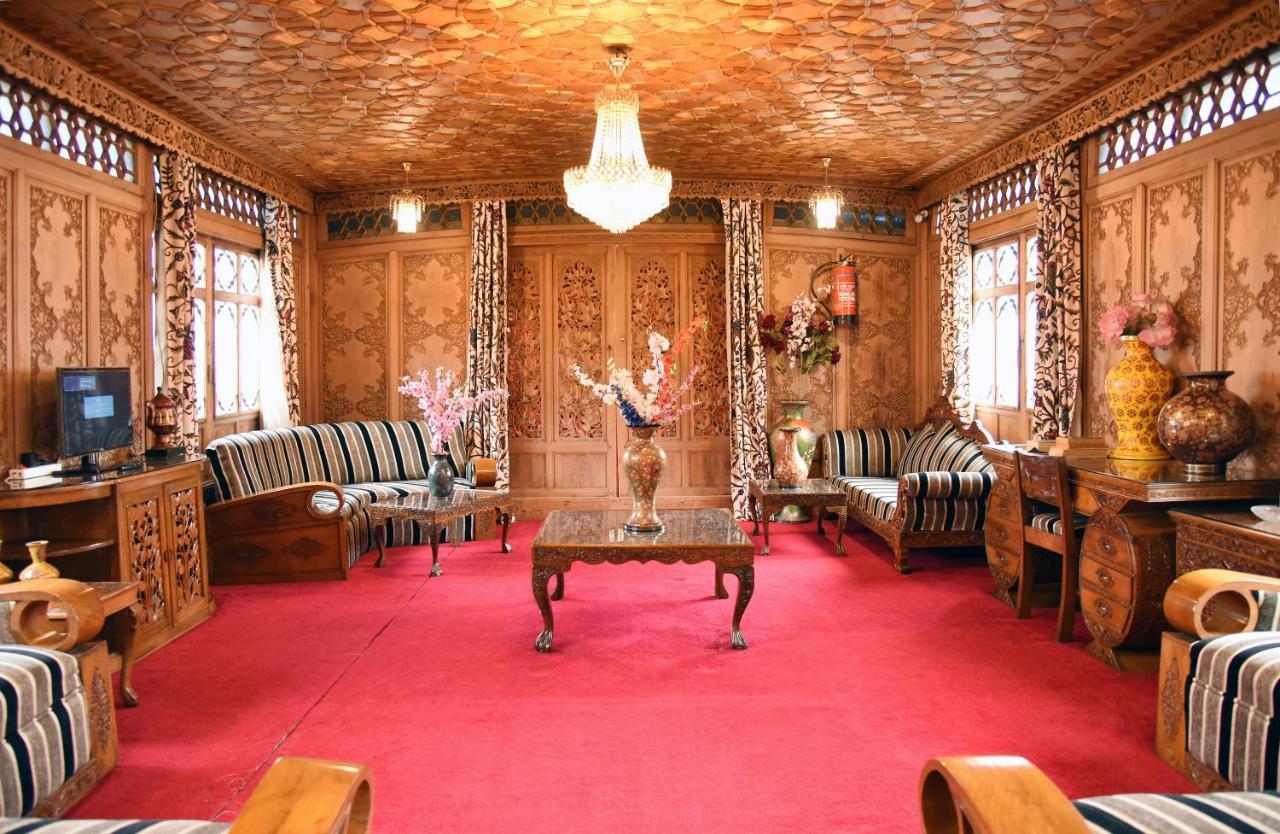 Yadgaar Houseboats 3* Srinagar (Jammu and Kashmir)